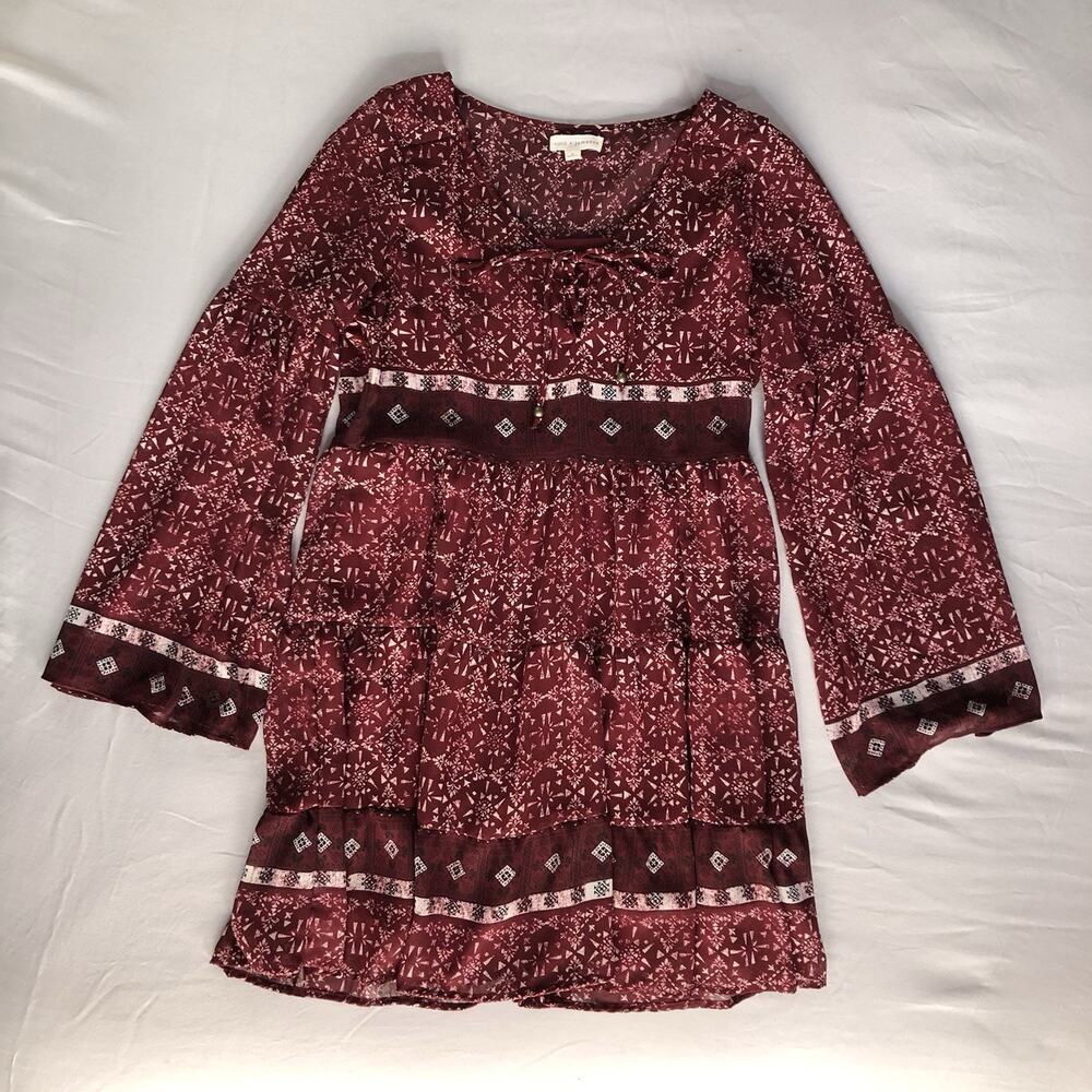 Bohemian Print Babydoll Dress‎ Size S Burgundy Oversized Long Bell Sleeve V-Neck